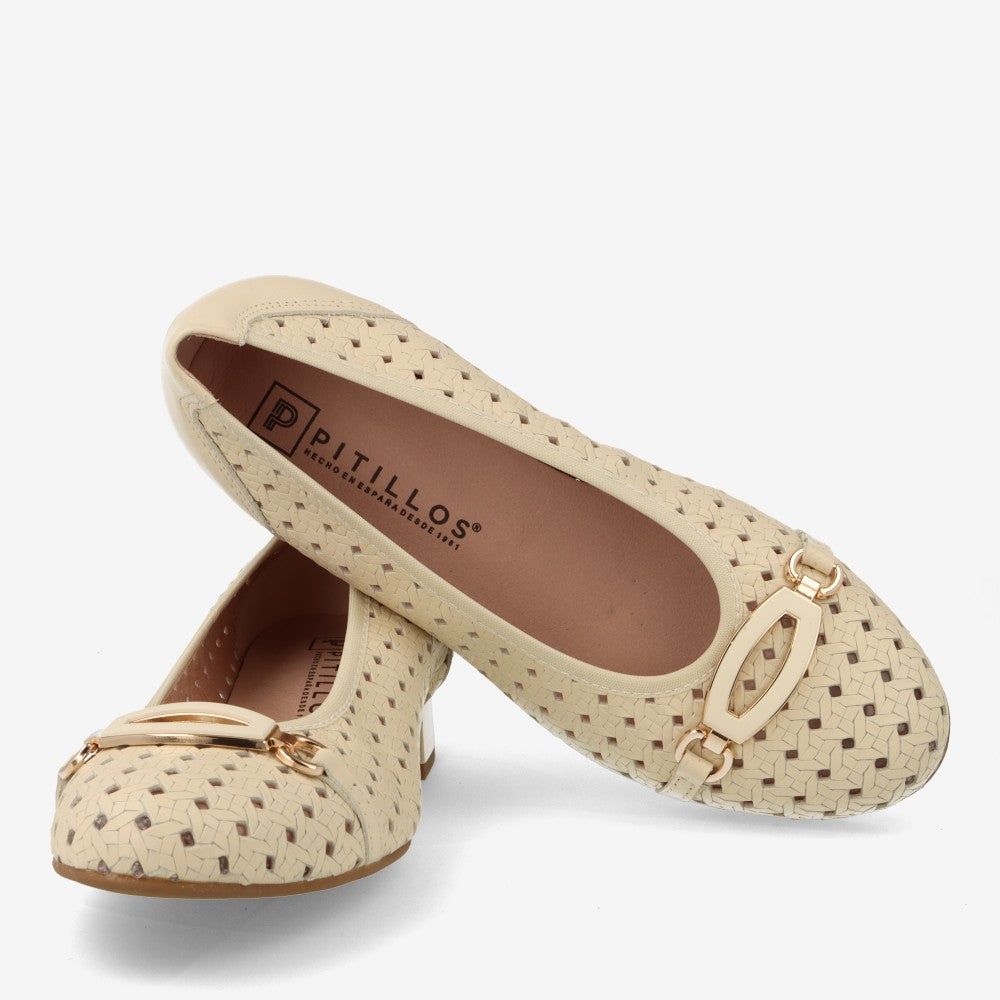 Zapatos tacón bajo PITILLOS