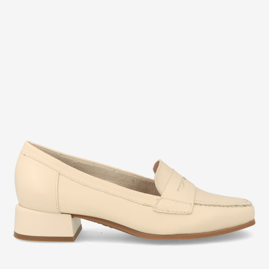 Zapatos tacón bajo PITILLOS