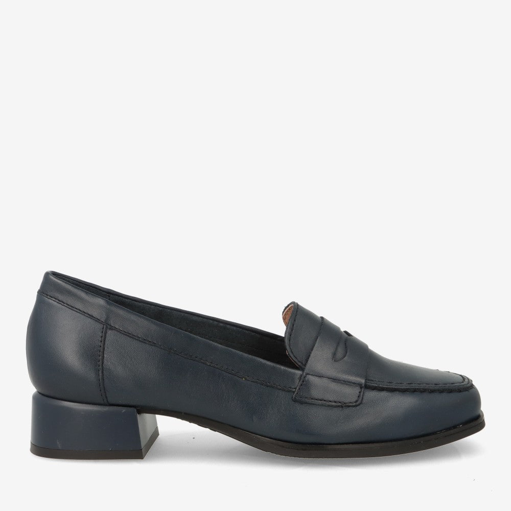 Zapatos tacón bajo PITILLOS