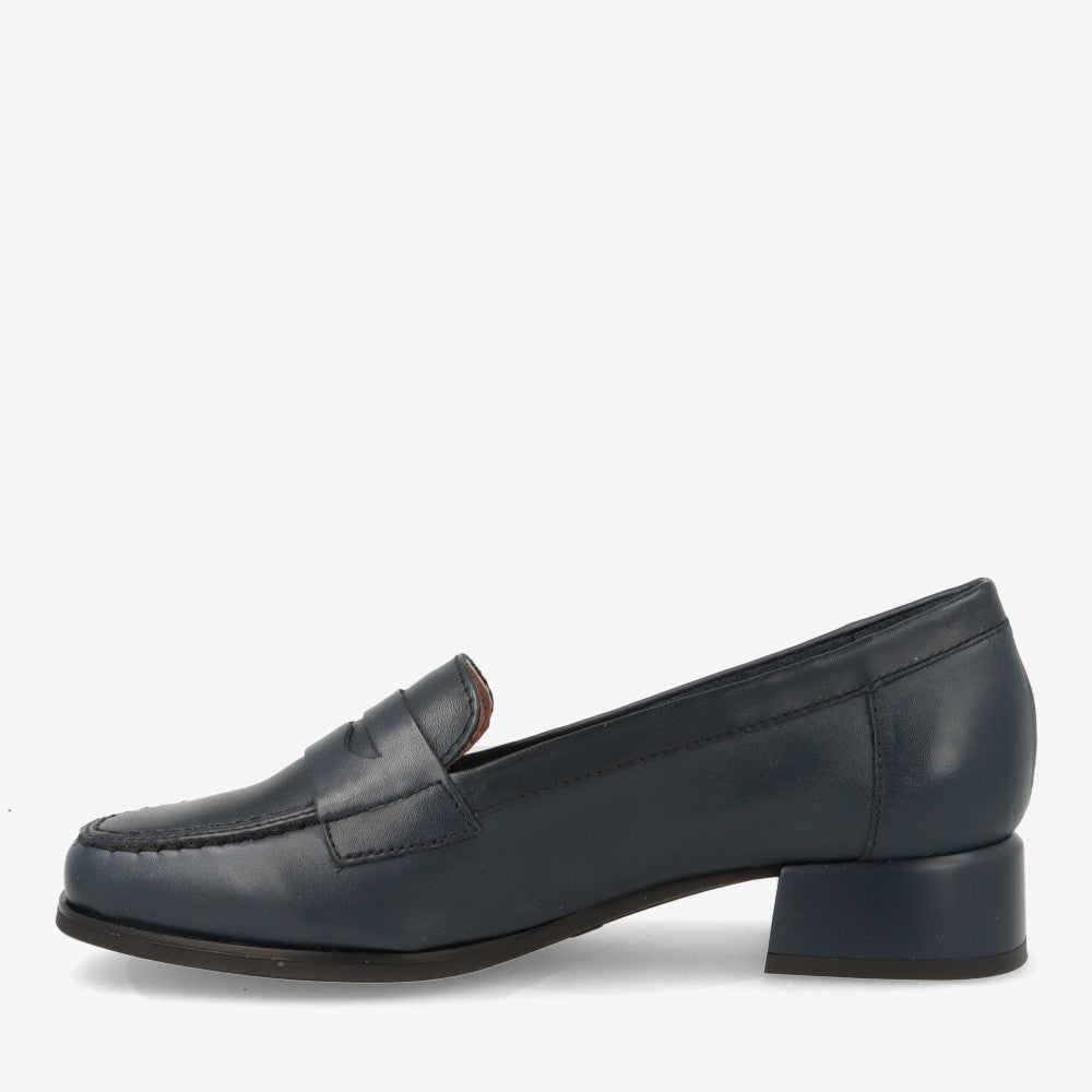 Zapatos tacón bajo PITILLOS