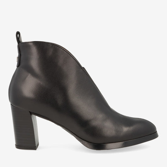 Botines elegantes WONDERS